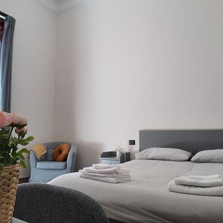 Casa Manu Nuovo Appartamento In Centro Storico Μπενεβέντο Εξωτερικό φωτογραφία